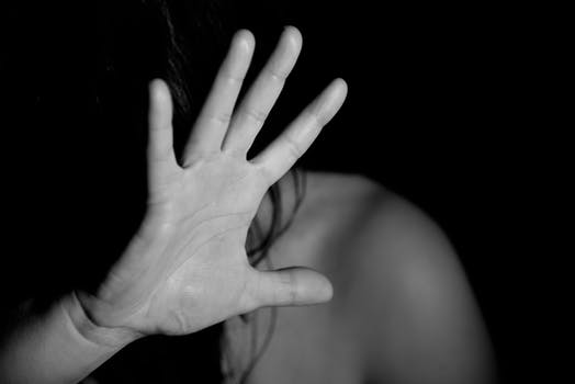 Read more about the article The Warning Signs of Domestic Abuse That You Should Never Ignore