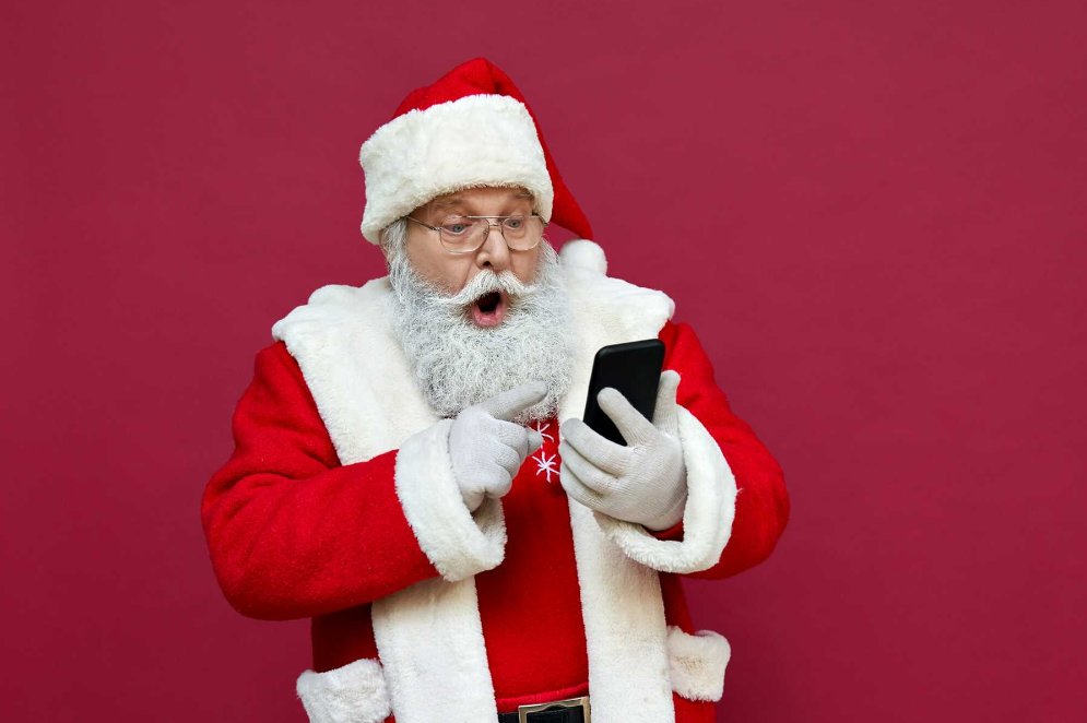Read more about the article 25 Days of Ways to Deal with Family Dynamics Around the Holidays
