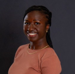 Read more about the article Abena Asante-Mante, DDS